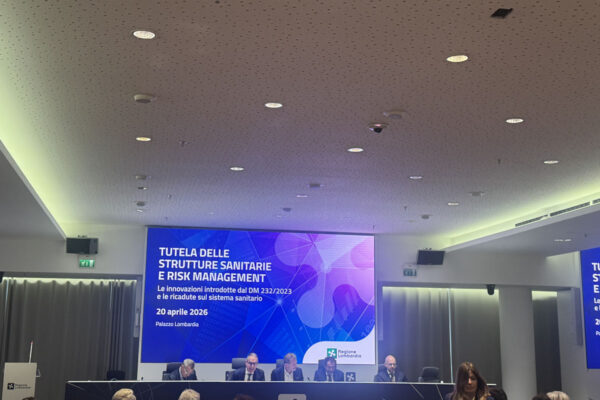 Convegno TUTELA DELLE STRUTTURE SANITARIE E RISK MANAGEMENT-01 Convegno TUTELA DELLE STRUTTURE SANITARIE E RISK MANAGEMENT-01