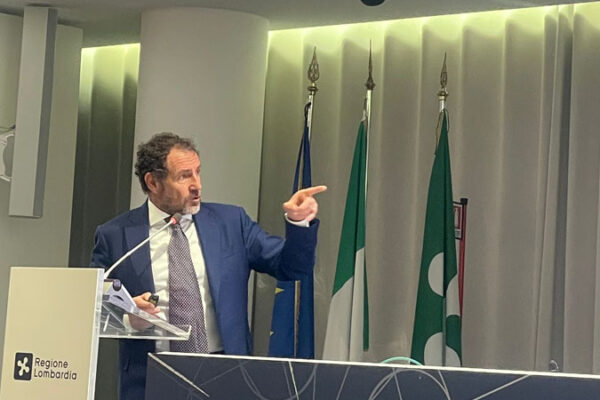 Convegno TUTELA DELLE STRUTTURE SANITARIE E RISK MANAGEMENT-12 Convegno TUTELA DELLE STRUTTURE SANITARIE E RISK MANAGEMENT-12